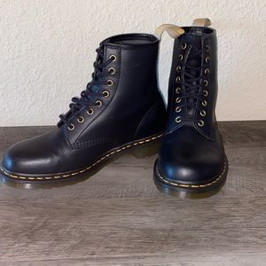 Men’s VEGAN Doc Martens
